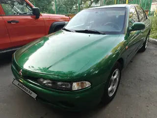 Mitsubishi Galant