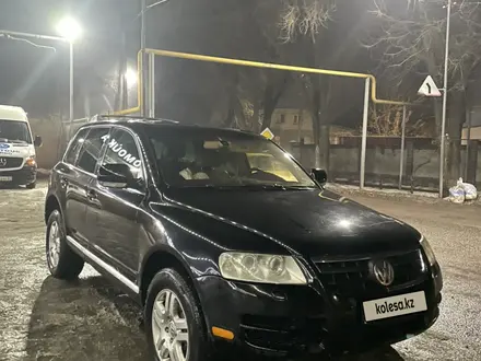 Volkswagen Touareg 2005 года за 5 000 000 тг. в Алматы – фото 5