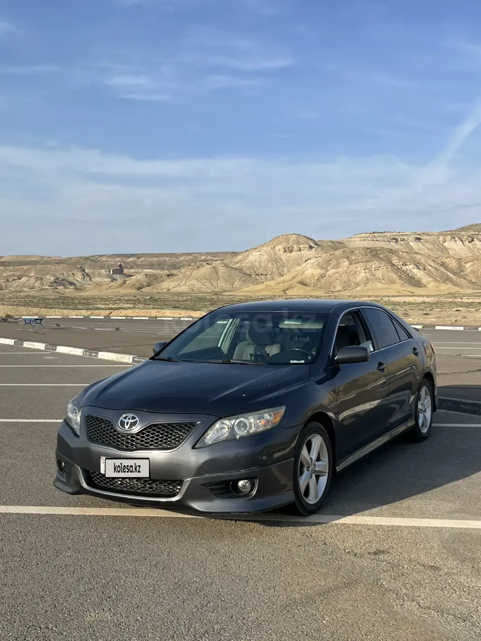Toyota Camry, 2010