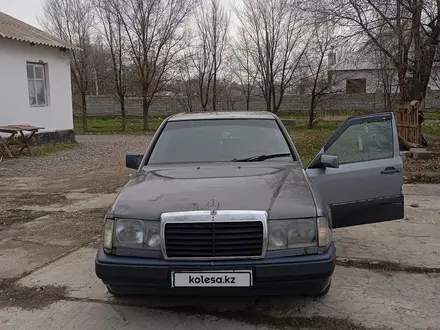 Mercedes-Benz E 200 1989 года за 1 200 000 тг. в Шу