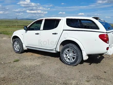 Mitsubishi L200 2012 года за 6 500 000 тг. в Караганда – фото 2