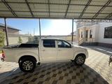 Toyota Hilux 2013 годаfor10 000 000 тг. в Шымкент