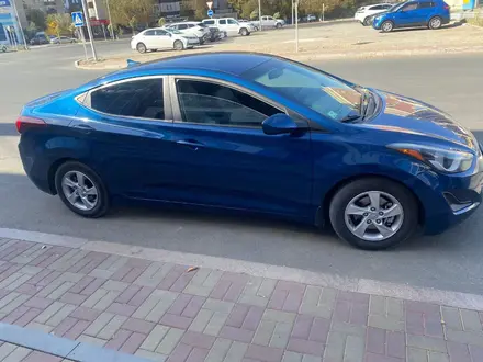 Hyundai Elantra 2014 года за 6 200 000 тг. в Атырау – фото 2