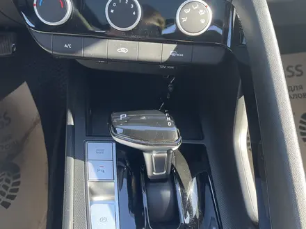 Hyundai Elantra 2023 года за 8 250 000 тг. в Астана – фото 3