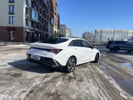 Hyundai Elantra 2023 года за 8 250 000 тг. в Астана – фото 8