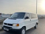 Volkswagen Transporter 1999 годаүшін4 150 000 тг. в Шымкент – фото 2