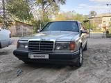 Mercedes-Benz E 230 1990 года за 2 100 000 тг. в Жаркент – фото 2