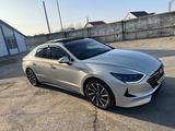 Hyundai Sonata 2022 года за 11 000 000 тг. в Уральск