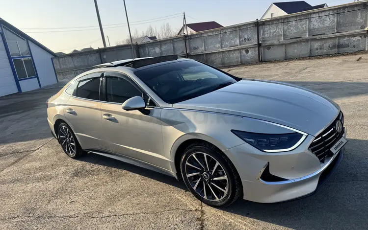 Hyundai Sonata 2022 года за 11 000 000 тг. в Уральск