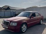 Mercedes-Benz E 200 1987 года за 750 000 тг. в Алматы