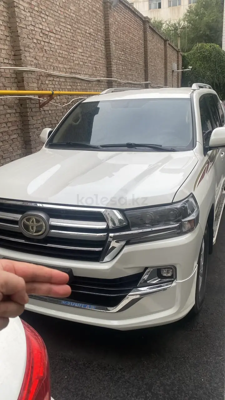 Toyota Land Cruiser, 2015