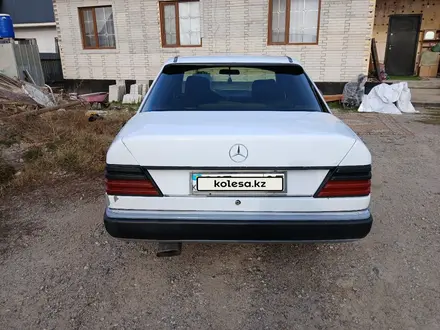 Mercedes-Benz E 260 1989 года за 1 800 000 тг. в Алматы – фото 5