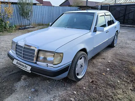 Mercedes-Benz E 260 1989 года за 1 800 000 тг. в Алматы – фото 7