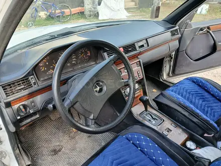 Mercedes-Benz E 260 1989 года за 1 800 000 тг. в Алматы – фото 11