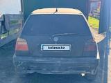 Volkswagen Golf 1995 годаүшін750 000 тг. в Усть-Каменогорск – фото 2