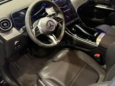 Mercedes-Benz GLC Coupe 300 4MATIC 2025 года за 41 206 680 тг. в Алматы – фото 3