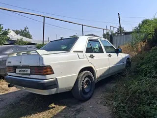 Mercedes-Benz 190