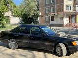 Mercedes-Benz E 200 1994 годаүшін1 800 000 тг. в Павлодар – фото 3