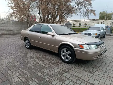 Toyota Camry 1998 года за 3 350 000 тг. в Тараз – фото 6