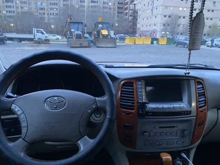 Toyota Land Cruiser 2005 года за 9 300 000 тг. в Астана – фото 9