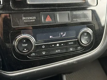 Mitsubishi Outlander 2013 года за 7 300 000 тг. в Актобе – фото 22
