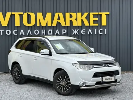 Mitsubishi Outlander 2013 года за 7 300 000 тг. в Актобе – фото 2