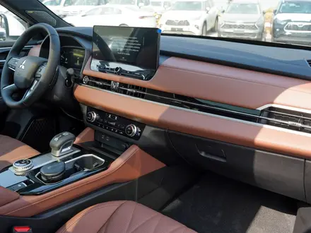 Mitsubishi Outlander 2026 года за 17 308 350 тг. в Алматы – фото 10