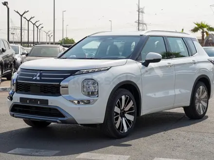 Mitsubishi Outlander 2026 года за 17 308 350 тг. в Алматы – фото 3