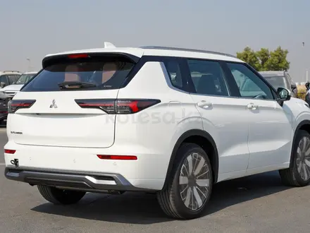 Mitsubishi Outlander 2026 года за 17 308 350 тг. в Алматы – фото 4
