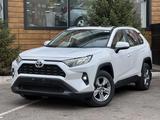 Toyota RAV4 2022 года за 21 190 000 тг. в Караганда