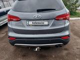 Hyundai Santa Fe 2013 годаfor9 200 000 тг. в Уральск