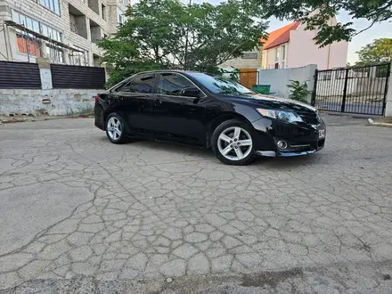 Toyota Camry 2013 года за 6 000 000 тг. в Актау – фото 2