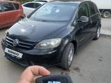 Volkswagen Golf Plus 2006 года за 2 500 000 тг. в Астана – фото 2