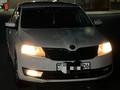 Skoda Rapid 2013 годаfor3 600 000 тг. в Атырау