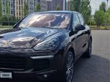 Porsche Cayenne 2016 года за 20 000 000 тг. в Астана