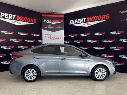 Hyundai Accent 2019 года за 6 600 000 тг. в Атырау – фото 3