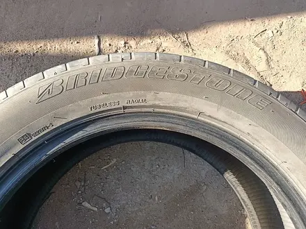 Шины 225/55 R17 — "Bridgestone Potenza RE002" (Индонезия), летние за 75 000 тг. в Астана – фото 7