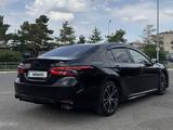 Toyota Camry 2017 годаүшін11 500 000 тг. в Талдыкорган – фото 3