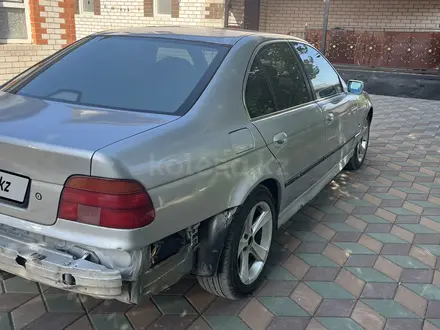 BMW 528 1997 года за 2 000 000 тг. в Актобе – фото 5