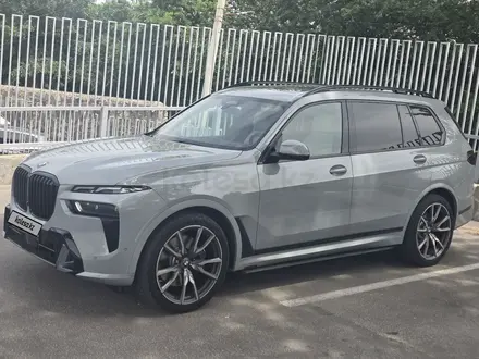 BMW X7 2023 года за 57 000 000 тг. в Алматы – фото 3