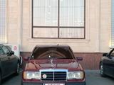 Mercedes-Benz E 260 1990 года за 2 700 000 тг. в Шымкент