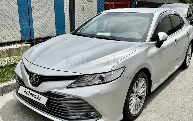 Toyota Camry 2018 годаүшін13 800 000 тг. в Шымкент