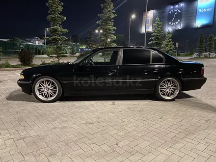 BMW 740 2000 года за 6 500 000 тг. в Алматы – фото 3