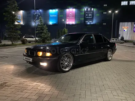 BMW 740 2000 года за 6 500 000 тг. в Алматы – фото 8