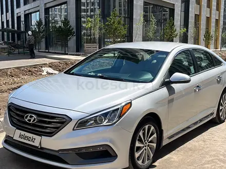 Hyundai Sonata 2015 года за 5 900 000 тг. в Астана