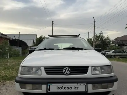 Volkswagen Passat 1995 года за 3 200 000 тг. в Тараз – фото 3