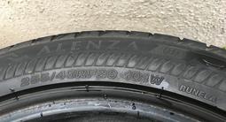 Bridgestone Alenza 001 255/45 R20 101W (270км/ч) Made In Japan за 85 000 тг. в Алматы – фото 3