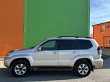 Toyota Land Cruiser Prado 2005 года за 10 000 000 тг. в Атырау – фото 2