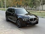 BMW X7 2024 года за 59 500 000 тг. в Алматы – фото 2