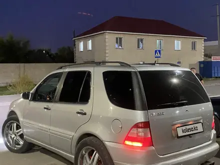 Mercedes-Benz ML 500 2002 года за 3 500 000 тг. в Астана – фото 4